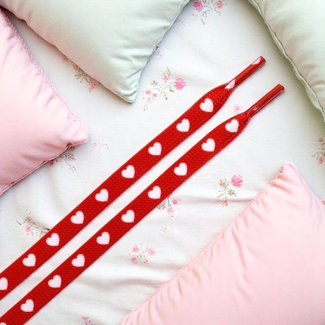 1 Paar flache Schnürsenkel (100 cm lang, 8 mm breit) - HeartBeat Collection - rot/weiss - Schuhbaendel.ch