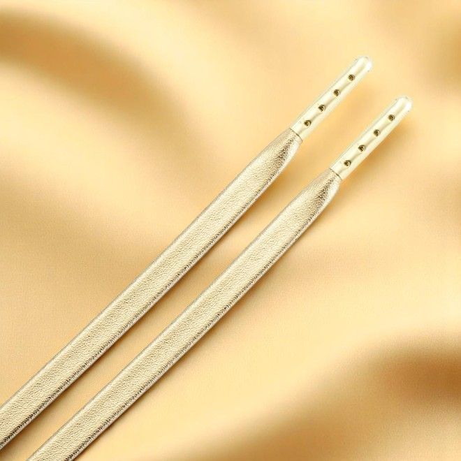 1 Paar flache Kunstleder Schnürsenkel (120 cm lang, 7 mm breit) - LuxeLine Series - gold