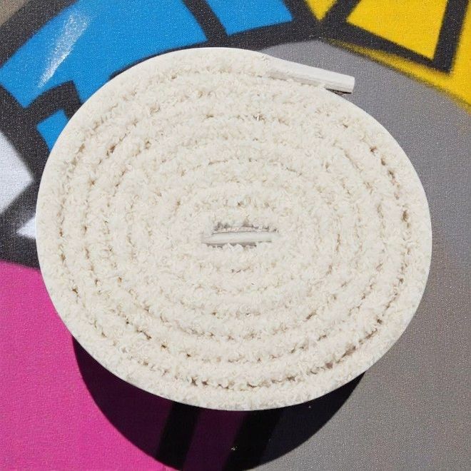 1 Paar runde Plüsch Schnürsenkel (Ø 7 mm, Länge 140 cm) - Teddy Touch Collection - cremeweiss - Schuhbaendel.ch