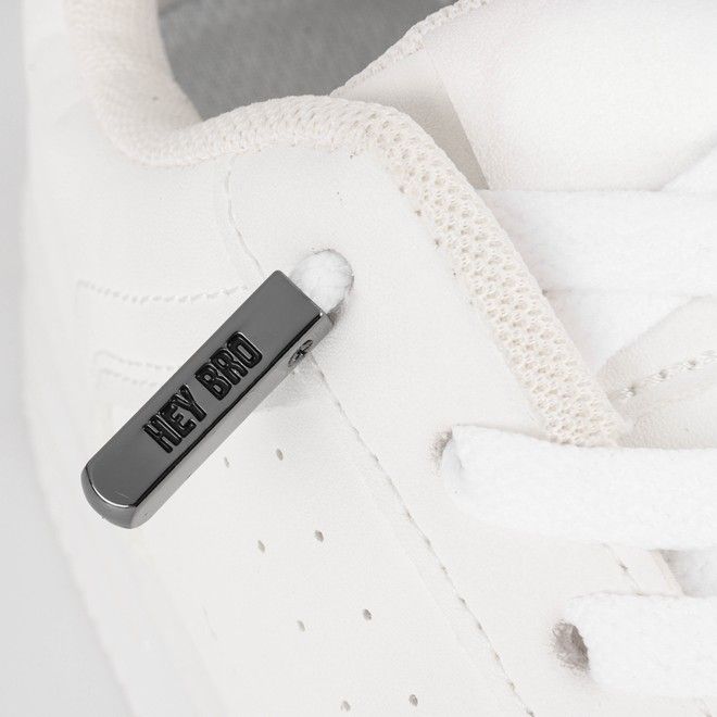 2 Paar Schnürsenkel Endstücke „Hey Bro“ - aus Metall für Sneaker - anthrazit