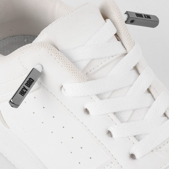 2 Paar Schnürsenkel Endstücke „Hey Bro“ - aus Metall für Sneaker - anthrazit