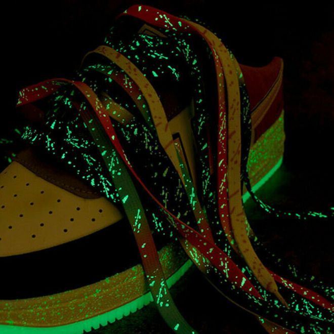 1 Paar Leuchtende Schnürsenkel 120 cm - festen und sicheren Sitz im Schuh - Spotted Series - schwarz - Schuhbaendel.ch