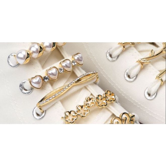 Schnürsenkel Clip - modisches Accessoire für den Schuh - Shine Series - Blumen - gold - Schuhbaendel.ch
