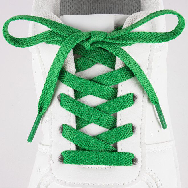 LaceGodZ – 1 Paar flache Schnürsenkel (120 cm lang, 8 mm breit) – ColorFlow Series – grasgrün - Schuhbaendel.ch
