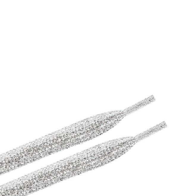 LaceGodZ – 1 Paar flache Schnürsenkel (120 cm lang, 10 mm breit) - StarGlow Series - silber