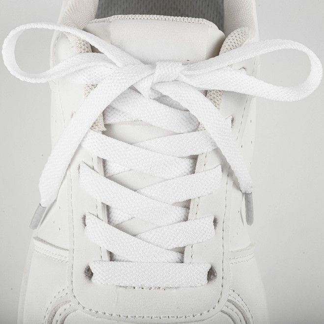 LaceGodZ – 1 Paar flache Schnürsenkel (100 cm lang, 8 mm breit) – ColorFlow Series – weiss