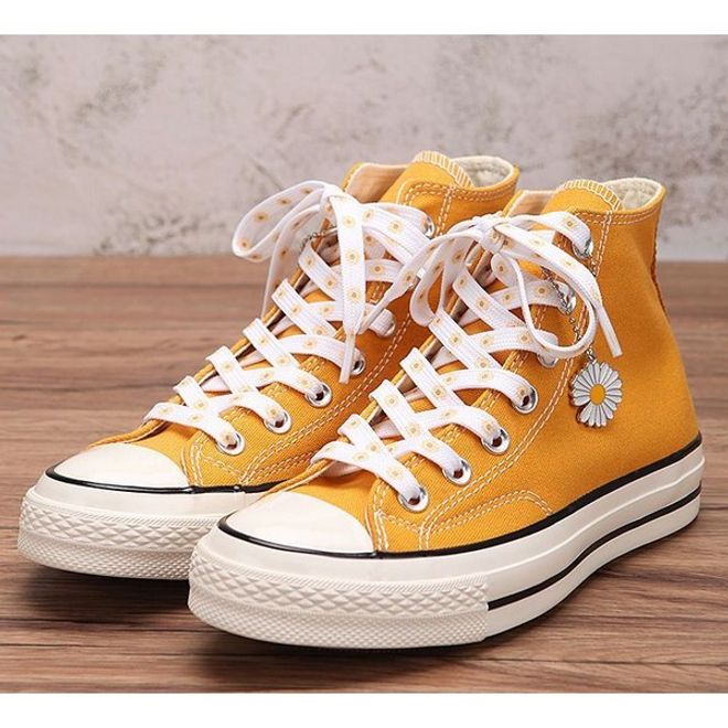 Schnürsenkel Anhänger - modisches Accessoire für den Schuh - Gänseblümchen - weiss/gelb - Schuhbaendel.ch
